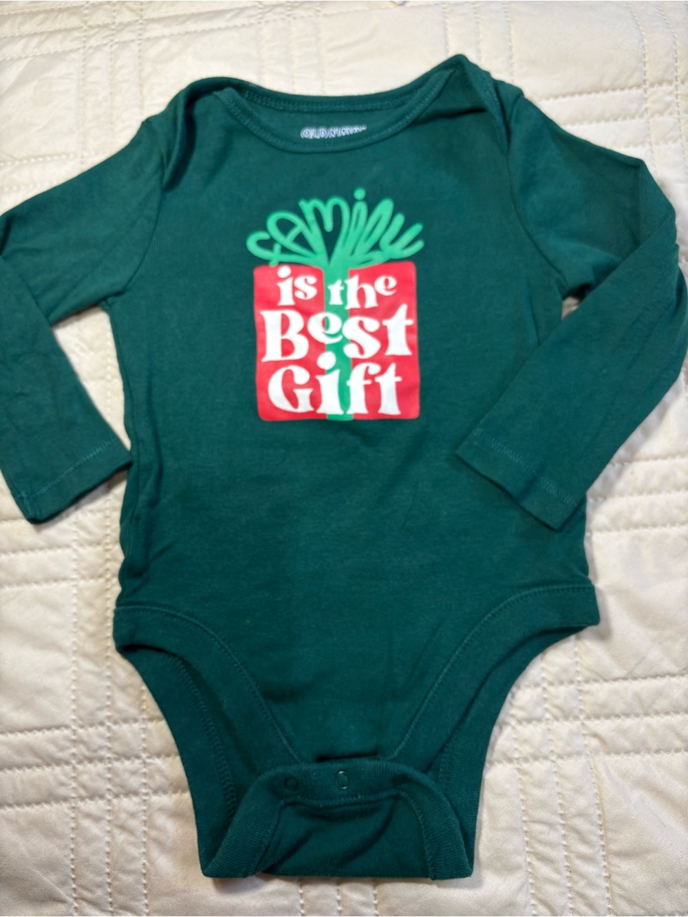 Old Navy 12-18M ‘Family is the Best Gift’ Bodysuit